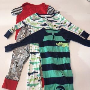 Set of three baby boy pajamas size 18M footies